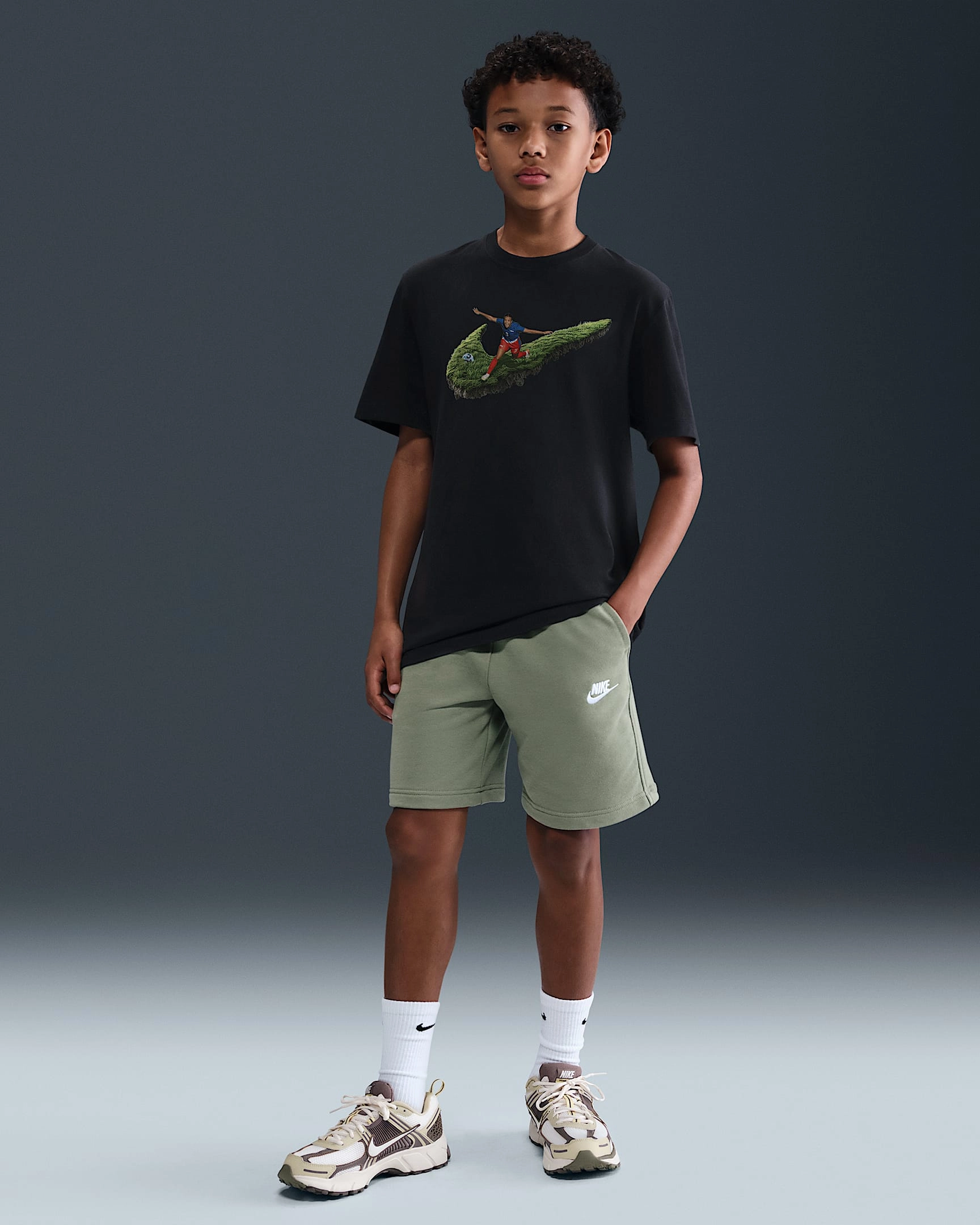 Caitlin Clark's "So Win" – Der ikonische Nike Basketball-T-Shirt für junge Sportfans!