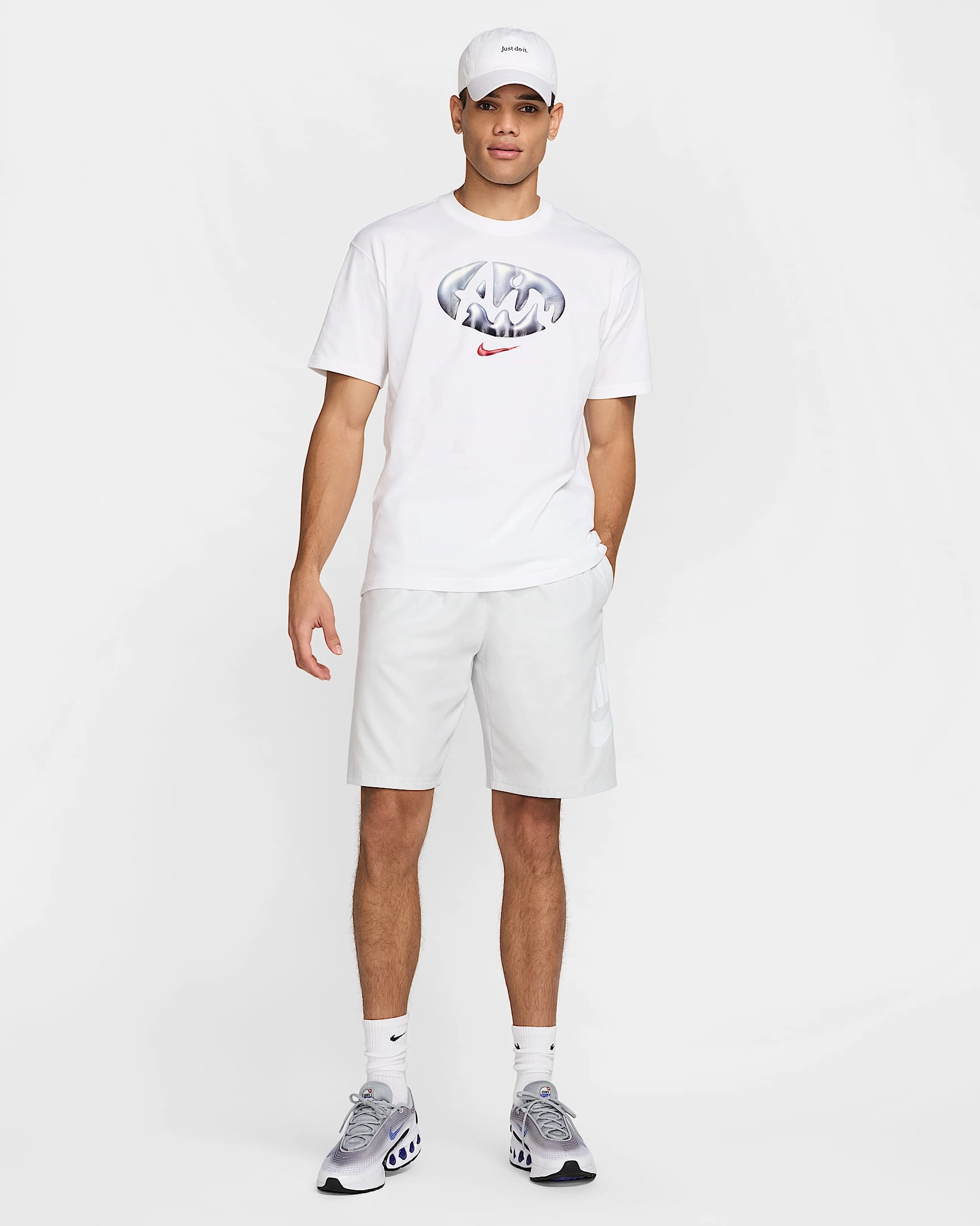 Nike Max90 T-Shirt: Legendäre Silhouette, Ultimative Komfort-Passform für deinen Style.